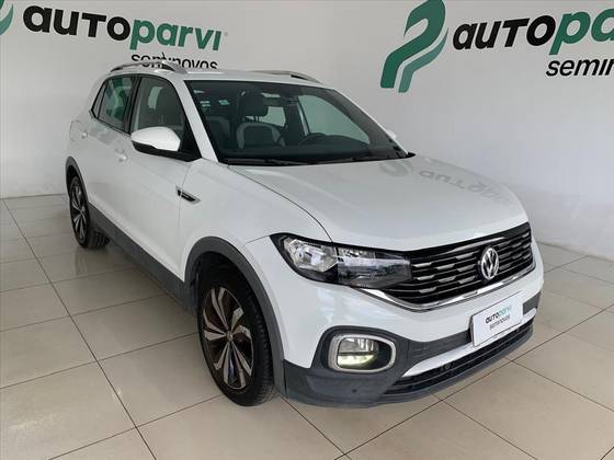 VOLKSWAGEN T-CROSS 1.4 250 TSI TOTAL FLEX HIGHLINE AUTOMÁTICO VOLKSWAGEN T-CROSS 1.4 250 TSI TOTAL FLEX HIGHLINE AUTOMÁTICO